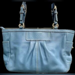 COACH SHOULDER BAG